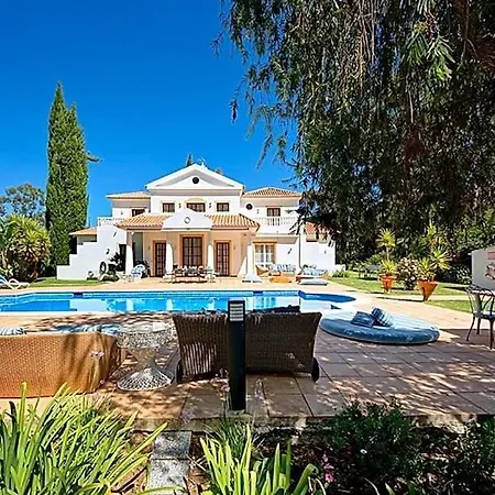 فيلة Alvor Sleeps 10 Pool Air Con Wifi