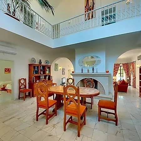 Alvor Sleeps 10 Pool Air Con Wifi فيلة بورتيماو